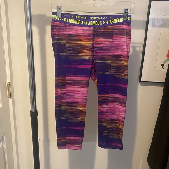Under Armour cropped leggings - size youth large - Picture 3 of 5